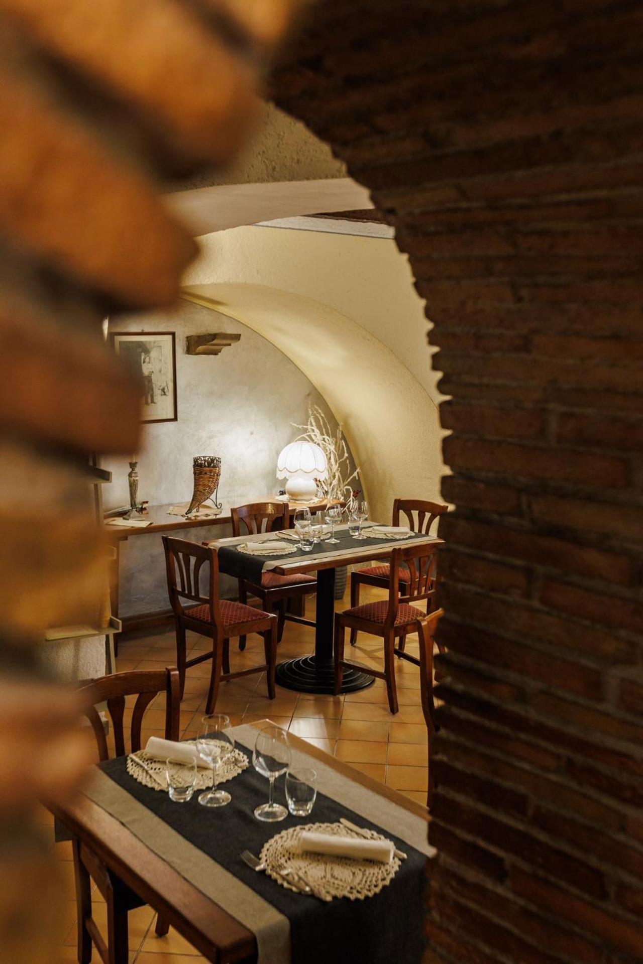 Hotel Le Mura Foligno Exterior photo