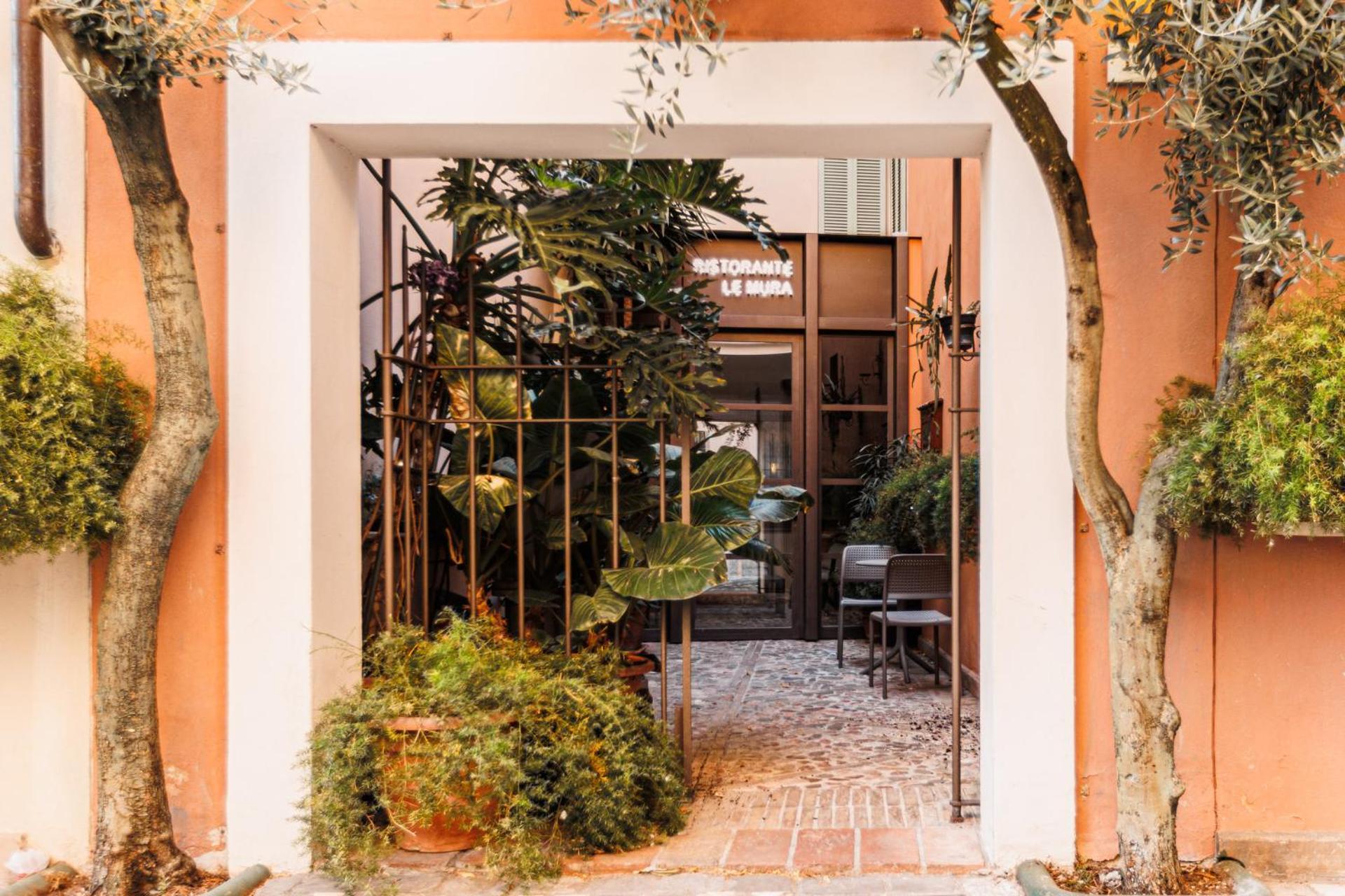 Hotel Le Mura Foligno Exterior photo