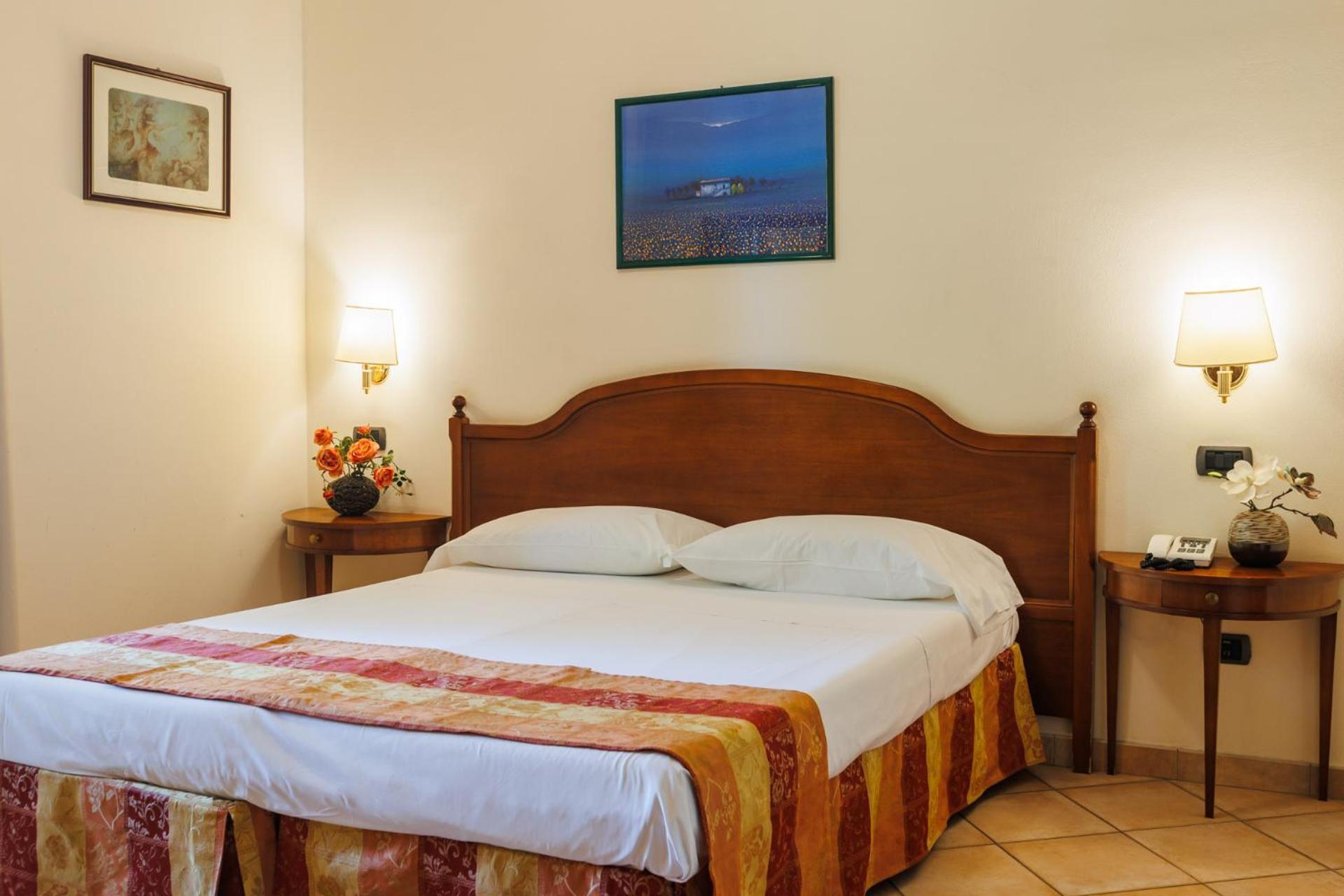 Hotel Le Mura Foligno Exterior photo
